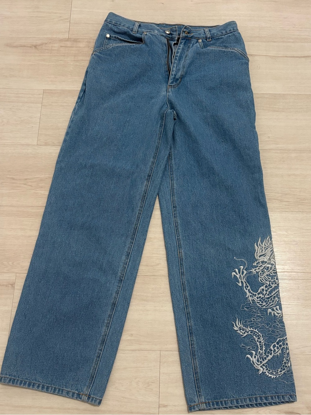 Solo Semore Dragon Embroidered Baggy Jeans Size